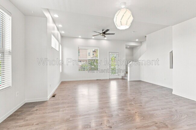 Building Photo - 9004 E 49th Pl