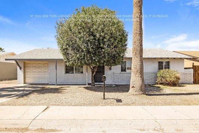 Building Photo - 3808 W Glendale Ave