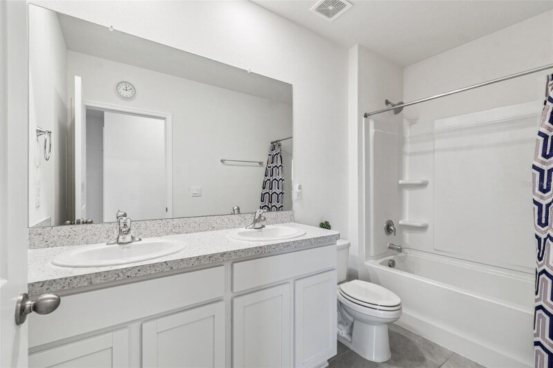 Building Photo - 5667 Chorleywood Ln