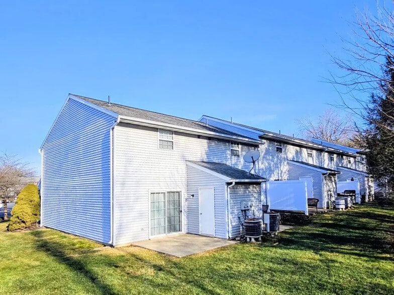 Building Photo - 48 Ramsgate Ln