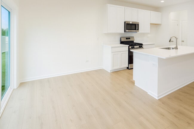 Building Photo - 16503 Golden Vly Ln