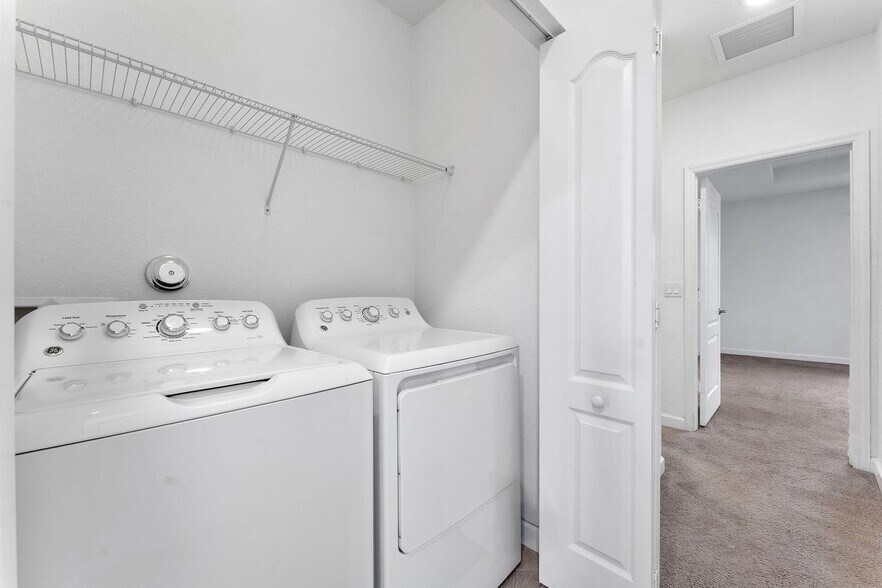 Building Photo - 12756 Anthorne Ln