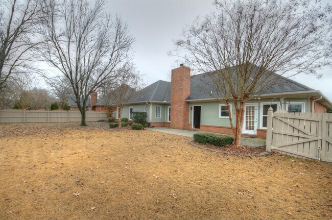 Building Photo - 2654 Quarter Ln SE