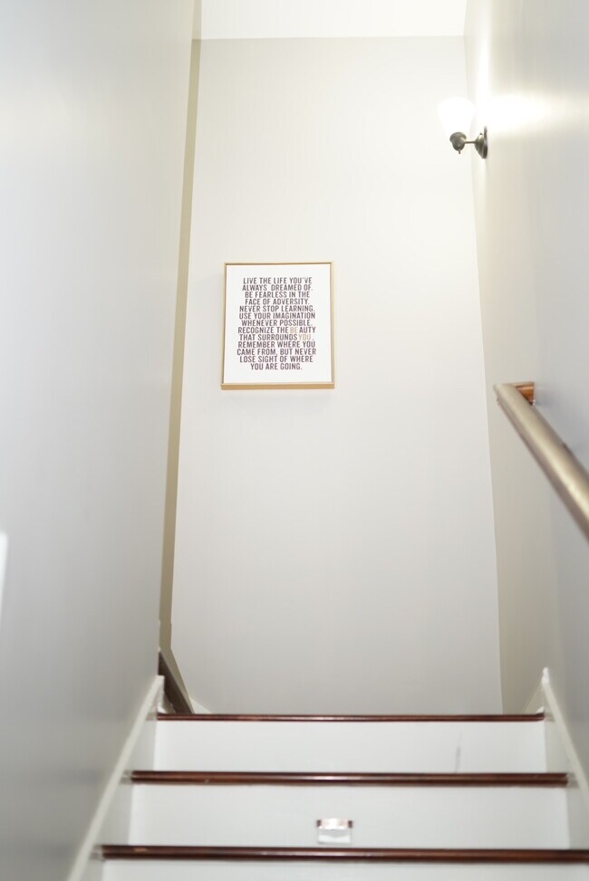 Building Photo - 701 McWilliams Rd SE