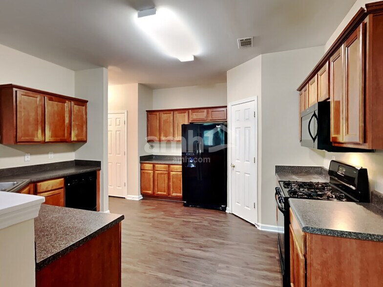 Building Photo - 2551 Fieldview Way