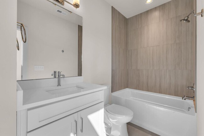 Building Photo - Amazing New Construction North Nashville!