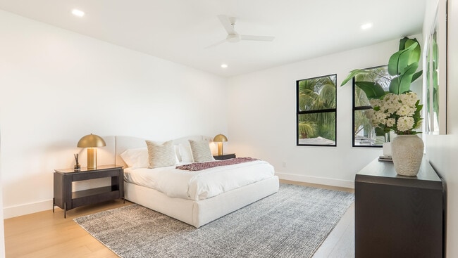 Building Photo - 17400 Rosella Rd