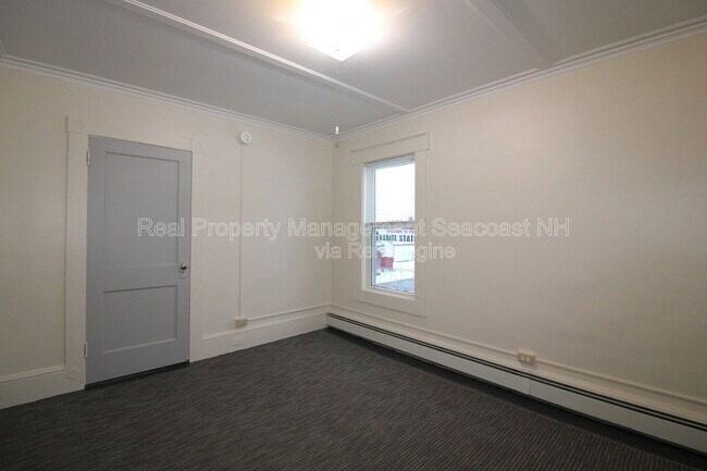 Building Photo - 69 Lafayette St