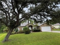 Building Photo - 707 46th Square