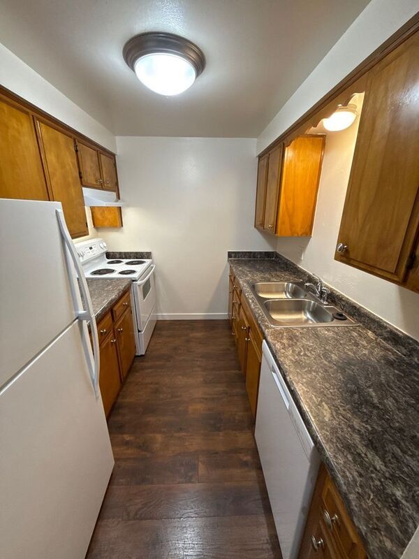 Building Photo - 670 Taybin Rd NW