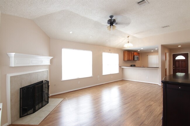 Building Photo - 1018 Yorkshire Hollow Ln