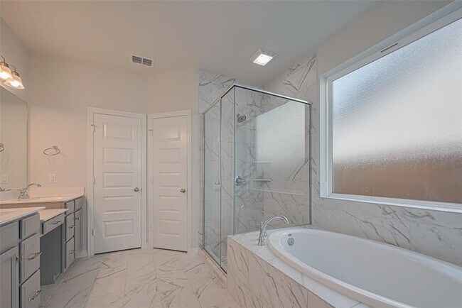 Building Photo - 1818 Smithers Landing Dr