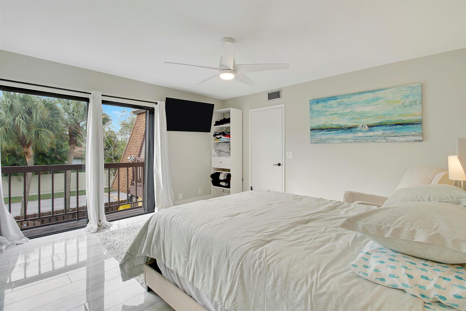 Building Photo - 110 N Delaware Blvd