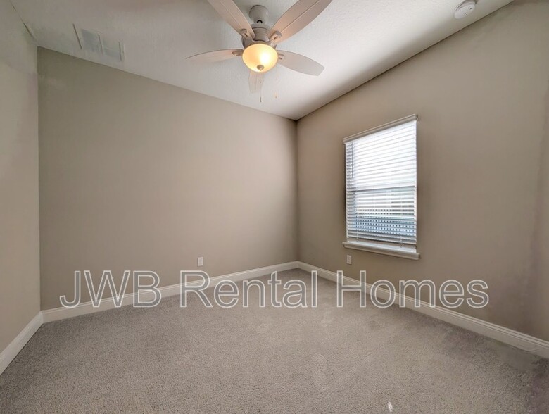Building Photo - 95 Sadler Ct