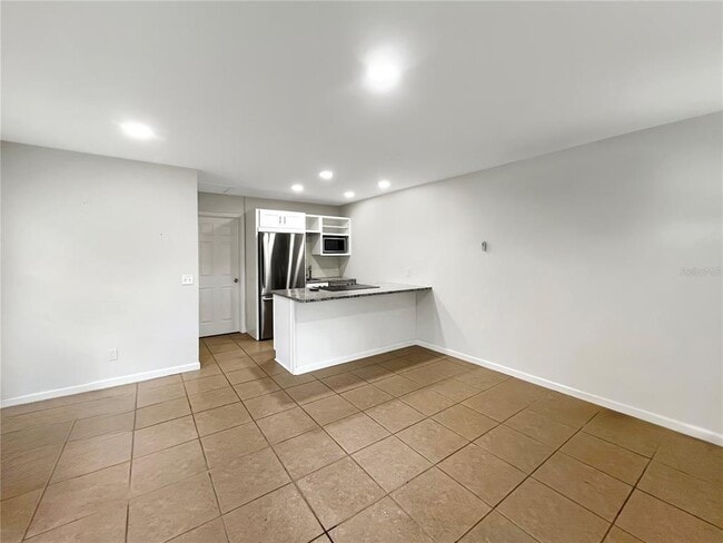 Building Photo - 11594 1st Ave