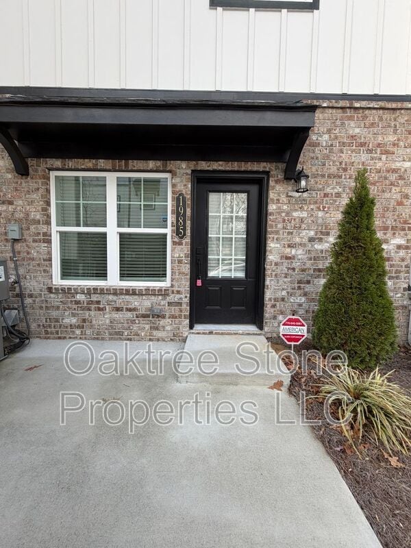 Building Photo - 1985 North St NW