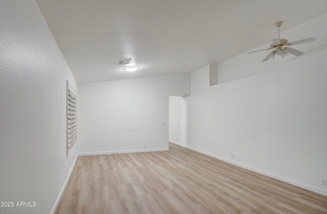Building Photo - 15443 N 86th Ln