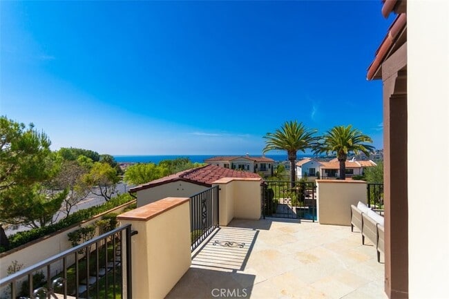 Building Photo - 21 Coral Cay