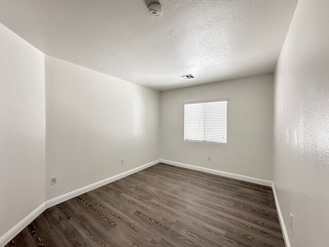 Building Photo - Aspen Meadows