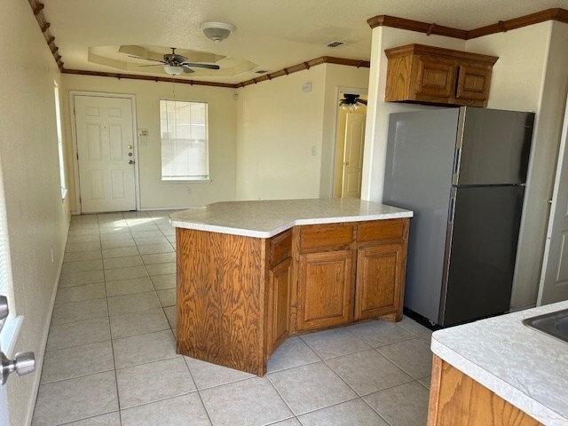 Building Photo - 717 W Bronze Dr