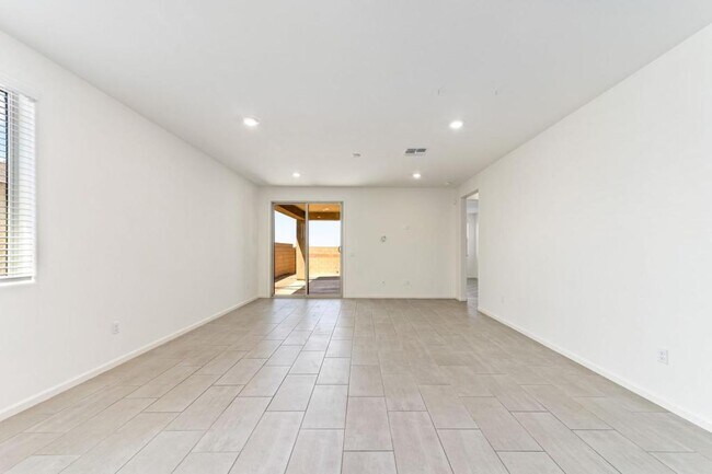 Building Photo - 10394 S Cienega Knolls Loop