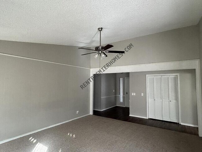 Building Photo - 3332 S 140th E Ave