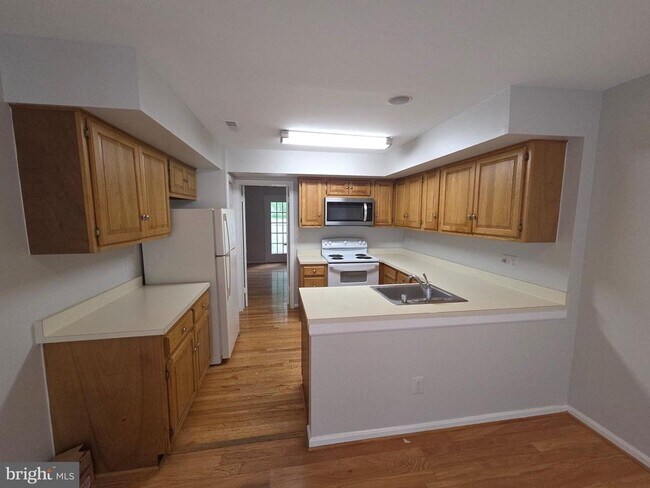 Building Photo - 20626 Highland Hall Dr