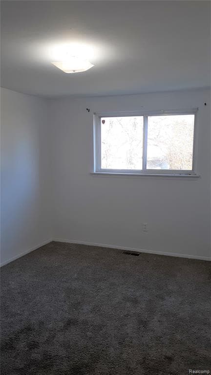 Building Photo - 2153 Newell Dr