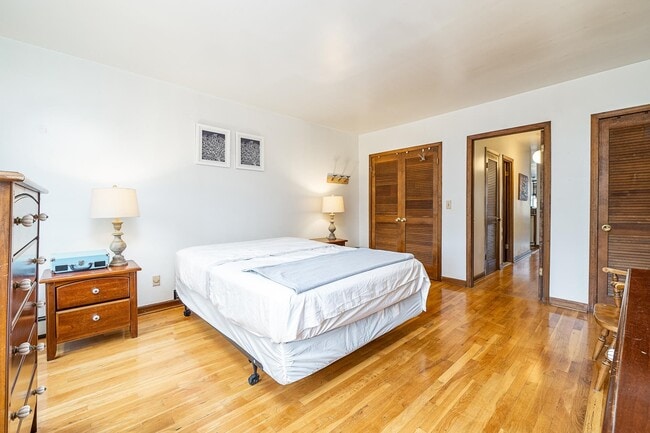 Building Photo - 1204 Washington St