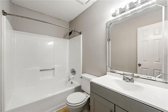 Building Photo - 3040 Sand Wedge Cir