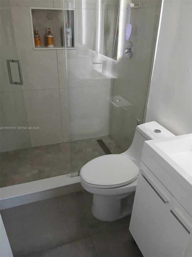 Building Photo - 15659 SW 73rd Cir Terrace