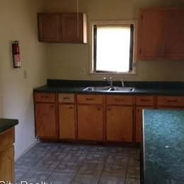 Building Photo - 507 Champ Clark St