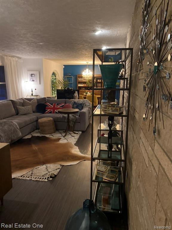 Building Photo - 509 Walbridge Dr