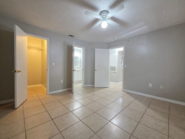 Building Photo - 951 Salt Pond Pl