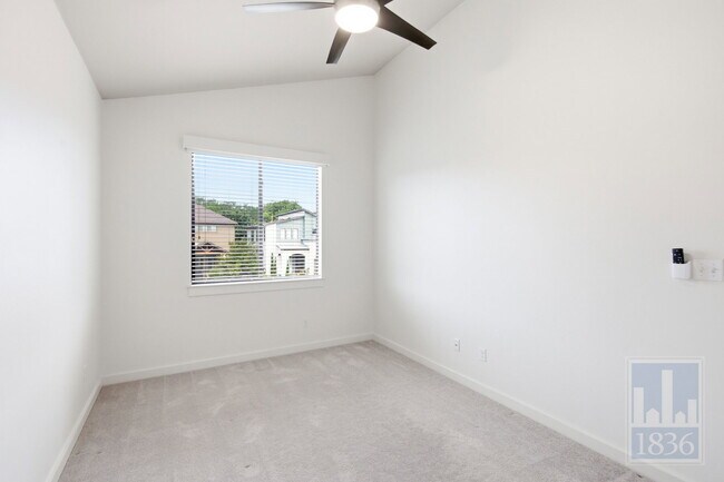 Building Photo - 3109 Corbin Ln
