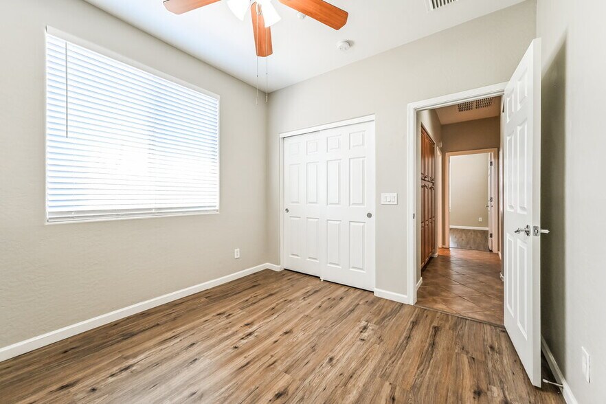 Building Photo - 12137 W Dove Wing Way