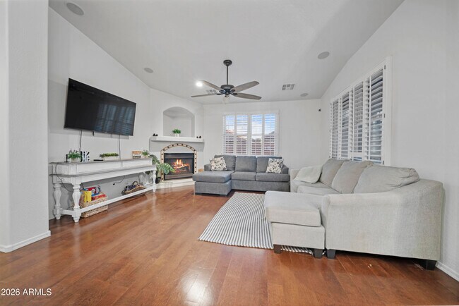 Building Photo - 17239 W Ironwood St