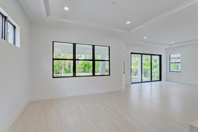 Building Photo - 13559 Artisan Cir