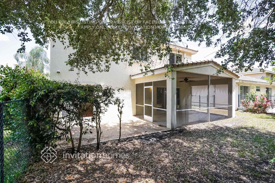 Building Photo - 1843 Magliano Dr