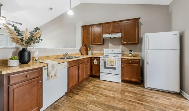 Two Bedroom Garden Floorplan - x - Meadow Creek Townhomes