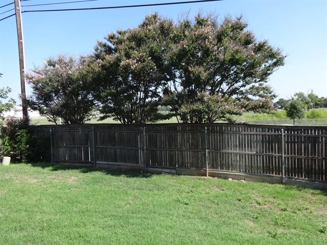 Building Photo - 904 Western Pass