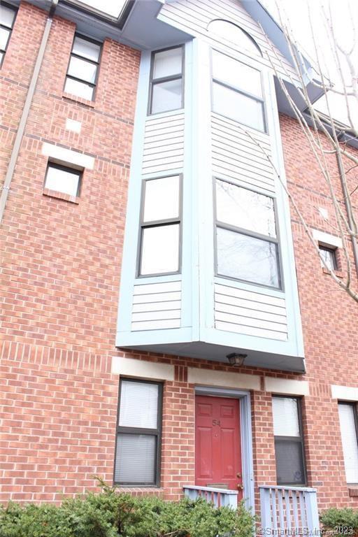 Building Photo - 54 Edgewood Ave