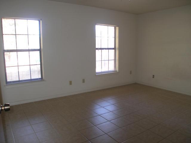 Building Photo - 15506 Enid Dr