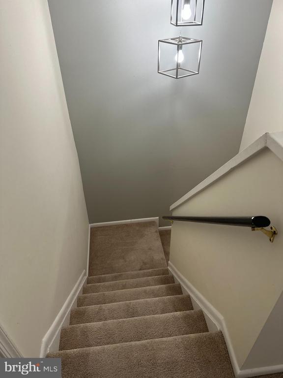 Building Photo - 7943 Timarand Ct