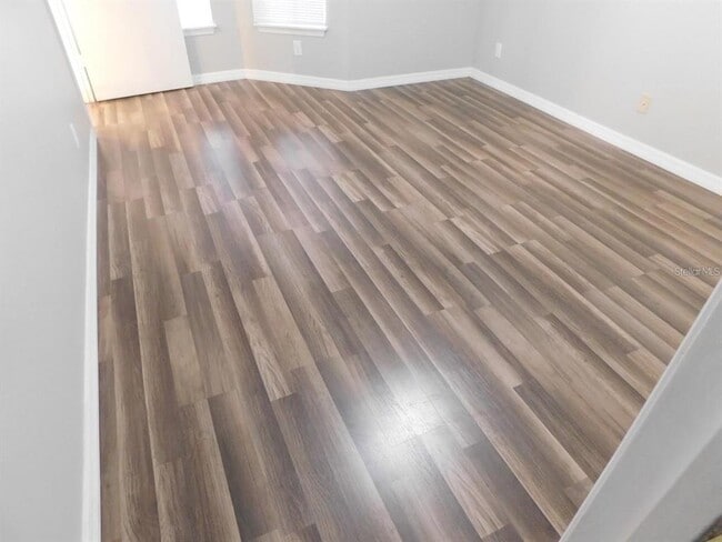 Building Photo - 1077 S Hiawassee Rd