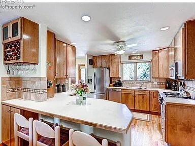 Building Photo - 1872 Del Rosa Ct