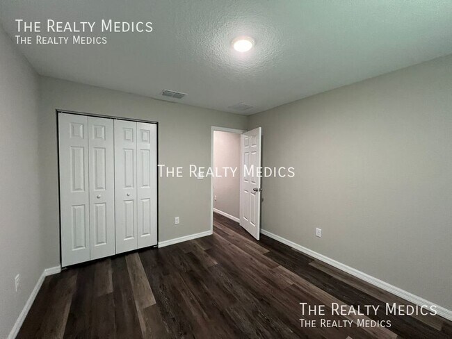 Building Photo - 7593 SW 82nd St