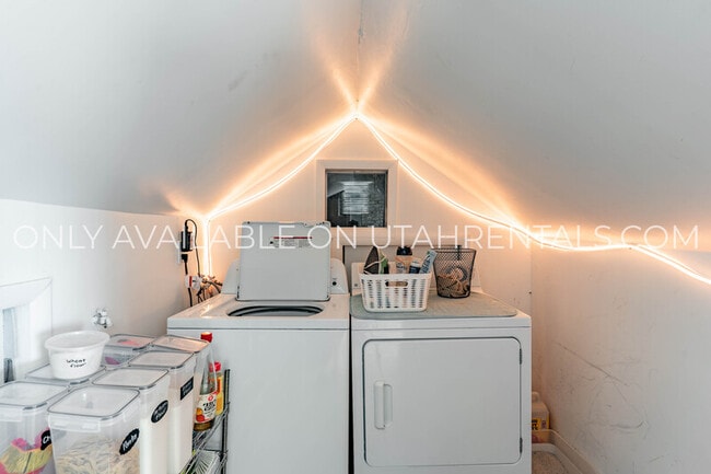 Building Photo - 537 E 200 N