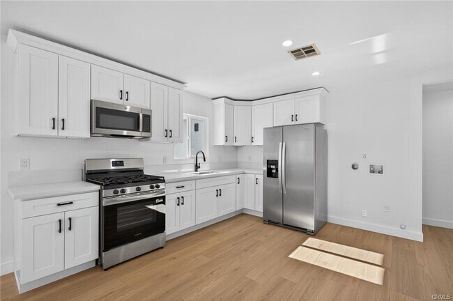 Building Photo - 6651 Millmark Ave