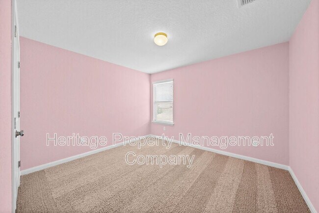 Building Photo - 13207 Frio Parke